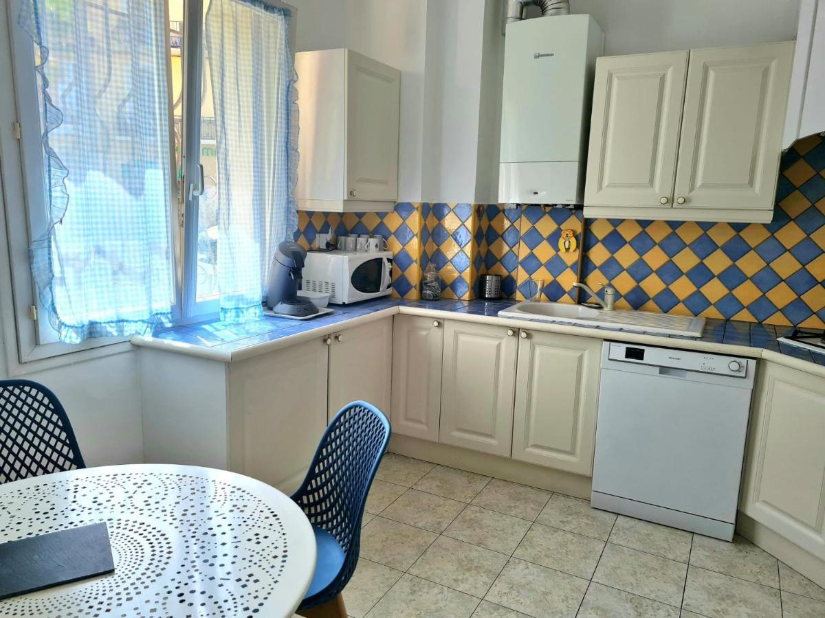 Grand Appartement 109m2 Vue sur quai centre ville,wifi Sète Extérieur photo
