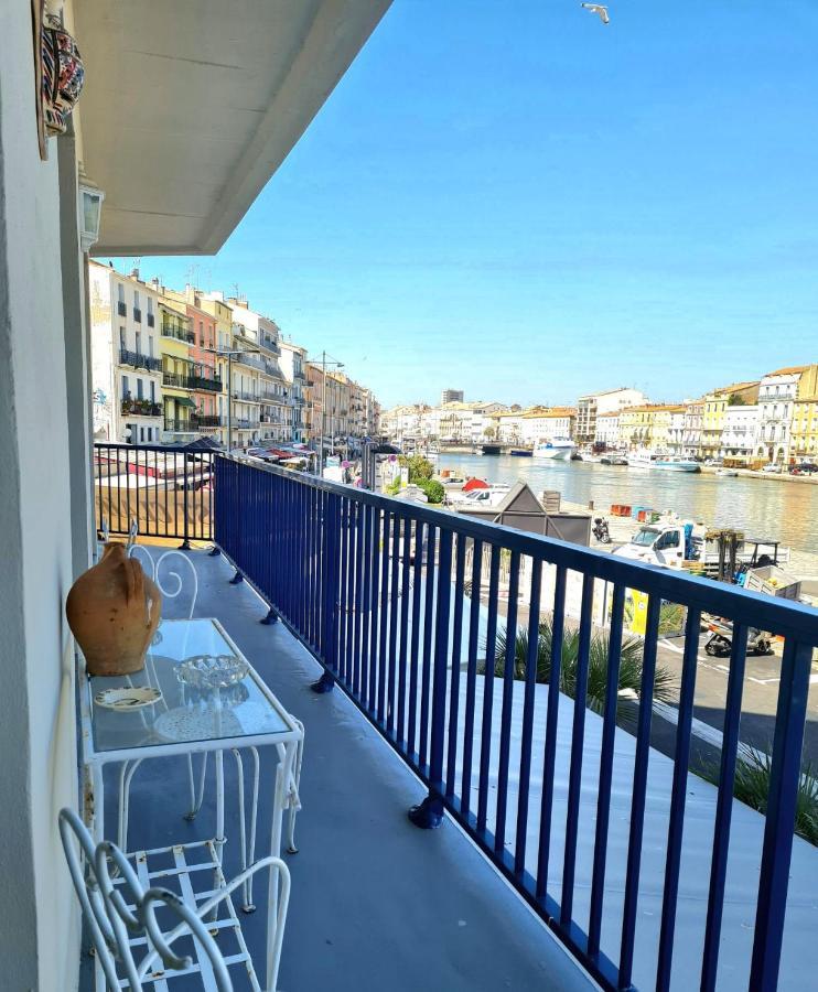 Grand Appartement 109m2 Vue sur quai centre ville,wifi Sète Extérieur photo