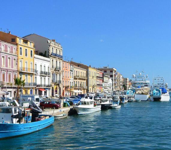 Grand Appartement 109m2 Vue sur quai centre ville,wifi Sète Extérieur photo