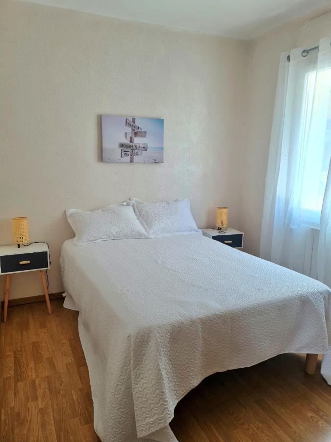 Grand Appartement 109m2 Vue sur quai centre ville,wifi Sète Extérieur photo